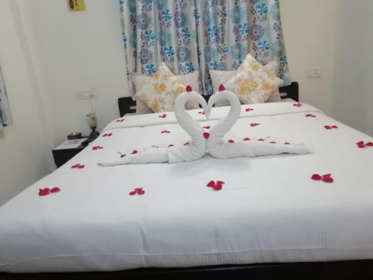 Spectrum Hub Beach Side Studio Apartment - Candolim - Goa Esterno foto