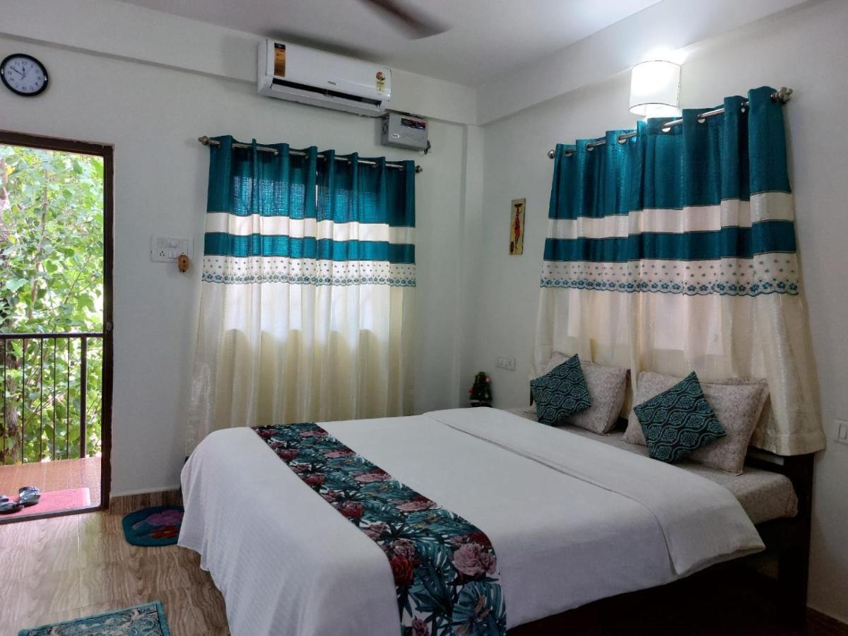 Spectrum Hub Beach Side Studio Apartment - Candolim - Goa Esterno foto